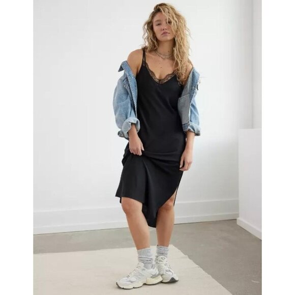 AE x The Ziegler Sisters Lace Slip Midi Dress - Picture 4 of 5